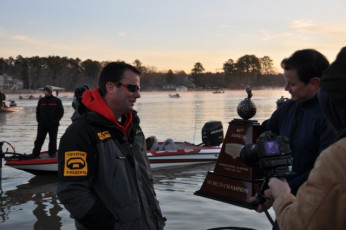 22EC50F3-F302-452E-8B94-DB33430C2607