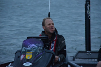 23172ED5-1CAD-4999-ACE3-78ADA038D40A