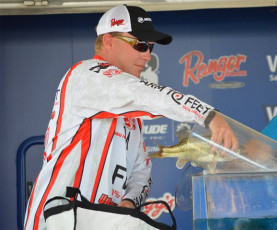 231CB7A9-7DB5-43EC-BE8E-58C1CE22919D