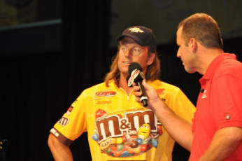 234861D5-5662-4DA1-BD64-B018722A8742