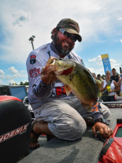 2371CCCC-E341-4A52-9D1E-D0763A677EE6