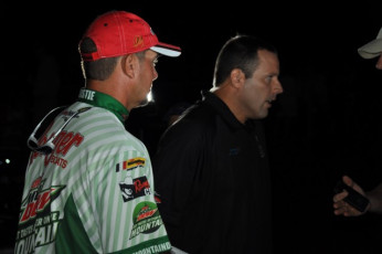 2373B240-D837-4DD9-8075-A5F173EDAC84