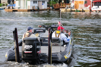 239E4816-97CD-4638-8942-99711B24BBC2