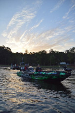 23A6F852-5DCC-499F-8294-0AC612628E81