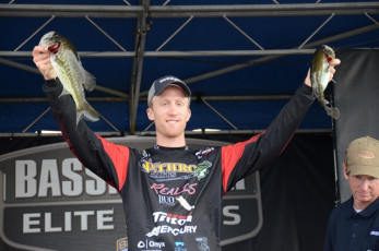 23EC50BB-18B8-46E0-BDD8-8F64A44BF54E