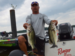 24083B8B-B6FC-4A19-AC94-9F6FD6C84CB6