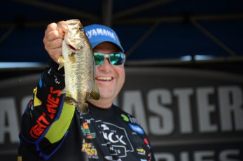 24CB5E25-7206-4789-959D-FE7B710576F0