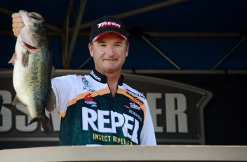 25C8238E-27F9-4162-89C2-EDF4C2095F19