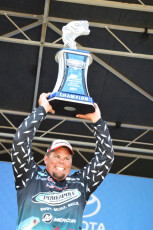 273F28C9-846F-4B22-B2D2-905D255EBE29