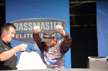 278509D7-F3E7-4C09-A86D-E43F6F8709DA