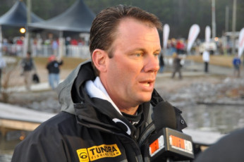 27A4B3FE-2C4B-44C8-9ECD-E012B96EDE90