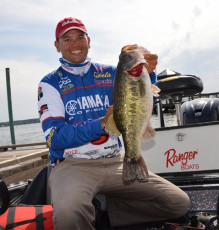 283689D0-A6D5-4C10-A1E5-696F889BC51A