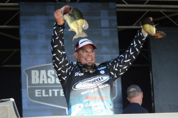 285B64EB-72F3-4688-9048-E14844679DF2