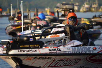 2899C3CA-D168-4D2E-A8FB-69C73C8E1735