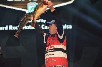 2A3954A1-AF3D-445F-AC9A-90F9EED5844E