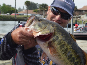 2ACAECB7-84B7-4C32-A957-8BA6049AECB4