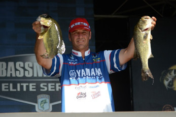 2AD45D54-78A0-4A8F-9C15-234436E59607