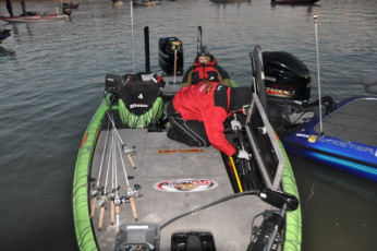 2AE4AB52-02DE-4B62-A3DB-EEBF6B58B00D