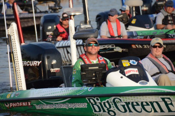 2B0E940A-80DF-431B-9B3B-366712C87258