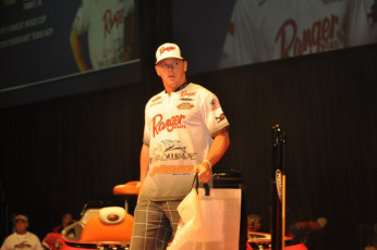 2BE7ADDE-F259-40D8-89C9-F9D130CEF05C