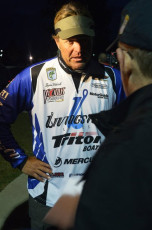 2C72A9CE-A767-4D8D-B388-95B84118FD8F