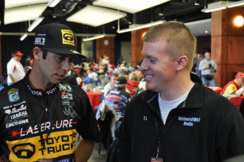 2CCD9118-89E4-4B80-BC01-81B213392911