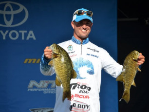 2D4F06D9-9293-4185-9C66-9FD36B6D8540