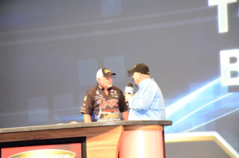 2D691A57-C3B1-4253-B053-CD1FAE88DABF