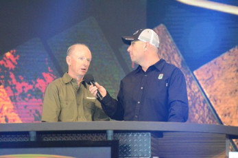 2D743412-BBDF-45CC-89AC-0A7341D9D7F7