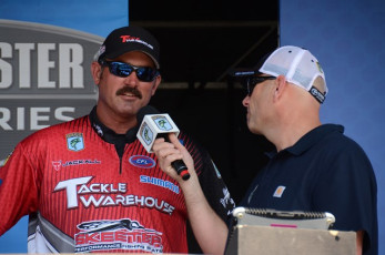 2DBE9E5B-6601-4A0C-9699-D5F921A8DA0F