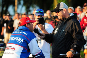 2DF8E20B-00CD-44D5-B561-D19D7556DD8B