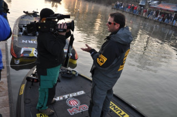 2E3EDDAC-1F06-445C-87FD-95C51AC7701F