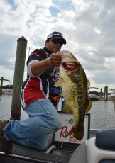 2E6708DD-1F29-4A00-A361-DDD27620E0D3