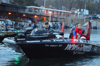 2E9EDCC4-B9B6-438C-BAED-D587800FD8D2