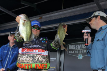 2F3C72D6-64AC-4300-954D-A631DDC18727