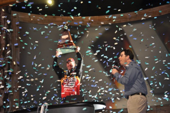 2F58833F-4D5C-4EDE-BBD7-6C6359FAC889