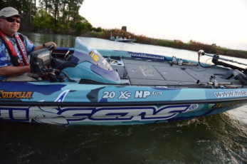 2F954103-FA82-4825-BD17-0BAD61FE791A