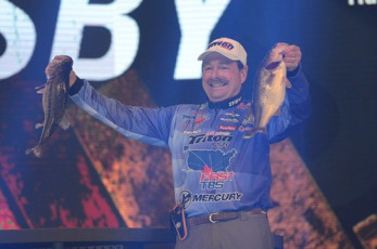 2FBE7329-E068-4DBB-B4F3-E194B9793819