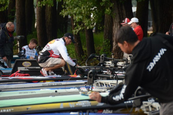 304718F4-A2F1-42E6-A1BB-0958BC456E28