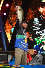 30B17F3E-B1CC-4B2B-9EFF-B1EB759EB287