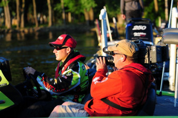 3143D025-14D0-4A8C-9537-3016767E58FC