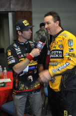 3183D829-A9F1-4218-A712-629D786A8748