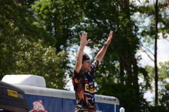 31BA4DF3-FFDB-47BF-BE43-79E096C0752A