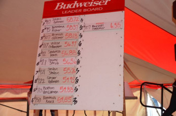 31BF24EA-CCBE-40E6-B24F-8A4EAD2B4975