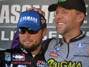 32103E8D-7DFB-4F9D-B4D2-DA3DA250E21A