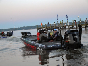 3296104E-03AA-4836-AE36-B25871142CA1