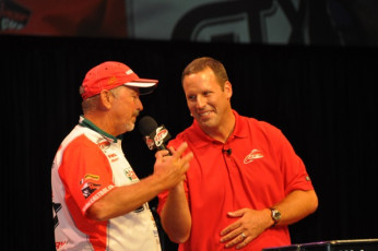 32A4CC85-DF8B-45C3-A124-3C829C58B148