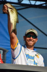 32E07025-1FA0-4B12-97CF-D5A1085CBE2B