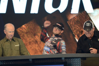 331A8C52-A510-4ACC-8B4A-CC6E4DA73B86