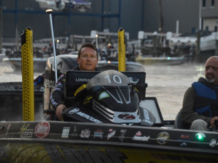 3375F481-45DE-4CD4-BCF9-A644774D81EB